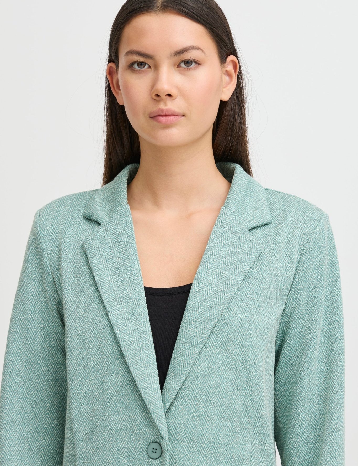 Exklusiver Blazer in Beryl Green mit Herringbone - Muster - Blossom Hair & Fashion