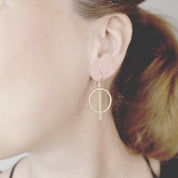 Geometrische Ohrhänger – Minimalistischer Schmuck für deinen Stil - Blossom Hair & Fashion