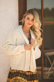 Klassischer Damen Cardigan mit Zopfmuster – Perfekt für Herbst & Winter - Blossom Hair & Fashion